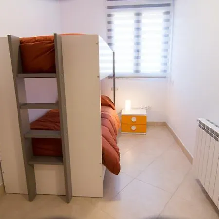 Apartament *